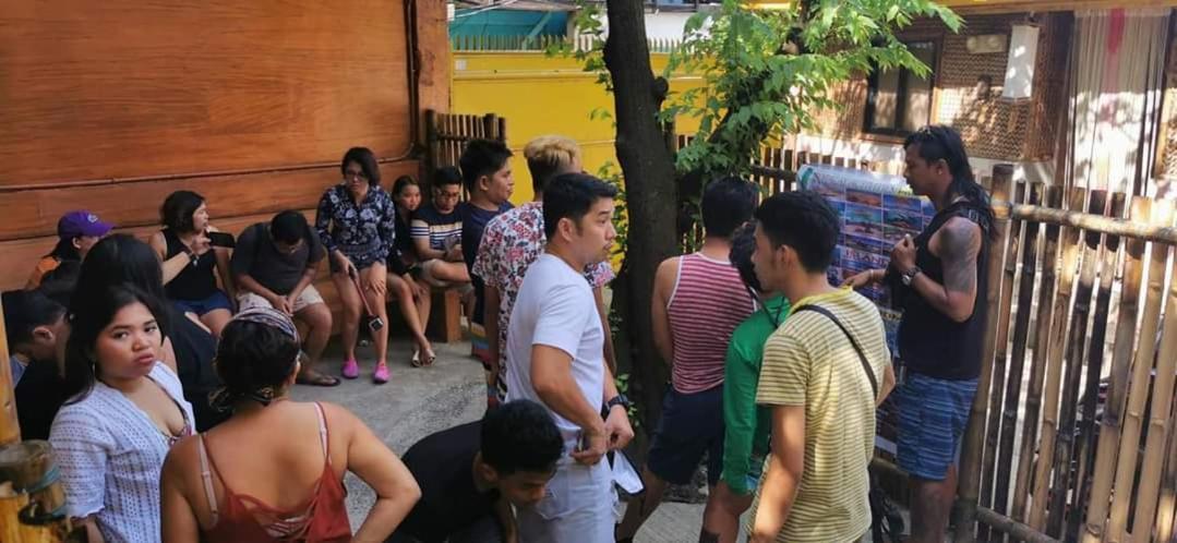 Bambooze Hauz Hotel Balabag  Exterior foto