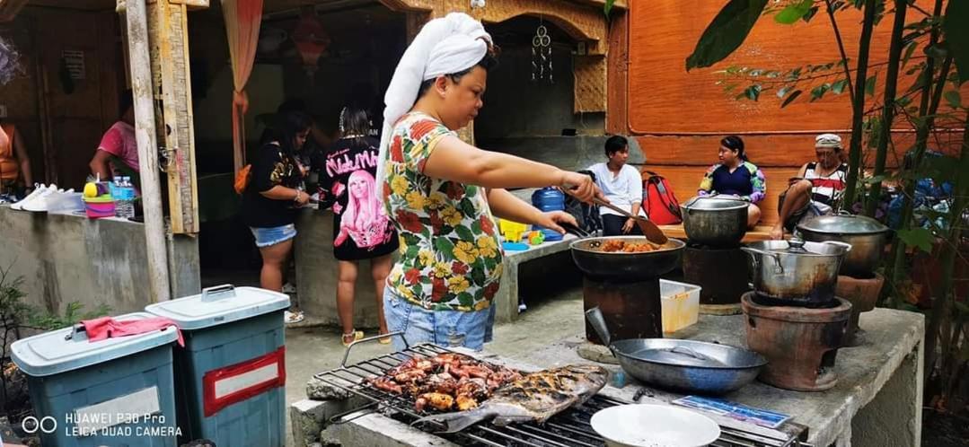 Bambooze Hauz Hotel Balabag  Exterior foto